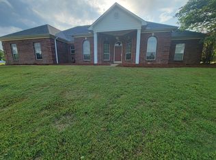122 Pinetree Dr, Mooreville, MS 38857