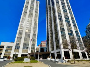 125 SW Jefferson Ave #W16B, Peoria, IL 61602