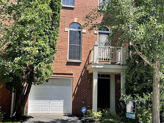 2nd image of 8 Waddington Ln