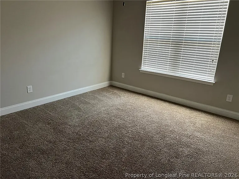 312 Derby Ln — Photo 11