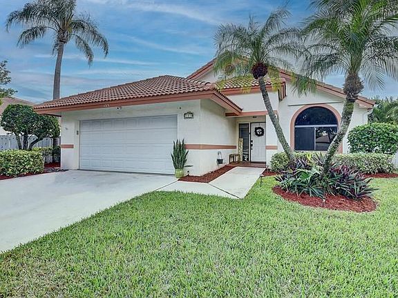 2nd image of 123 Executive Cir