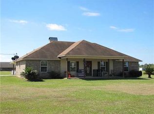588 Highway 1207, Deville, LA 71328
