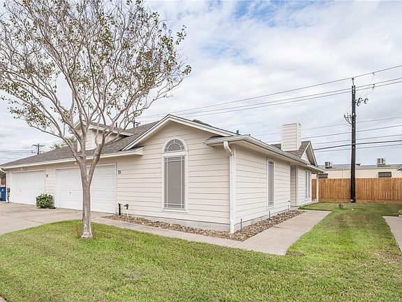 3rd image of 5642 Lipes Blvd Unit 21