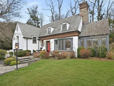 22 Taunton Road, Scarsdale, NY, 10583