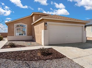 6136 Vaughn Dr NE, Rio Rancho, NM 87144