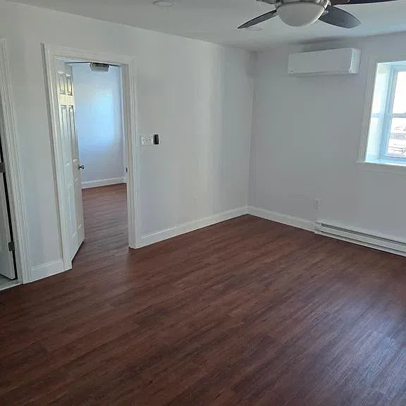 5927 Ridge Ave #1R — Photo 4