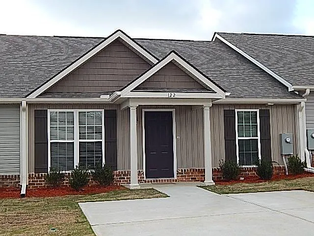 138 Brow Tine Ct