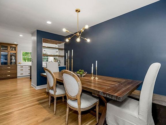 5th image of 500 Avila Cir