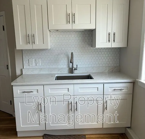 18 Burgess Ave #3 — Photo 2