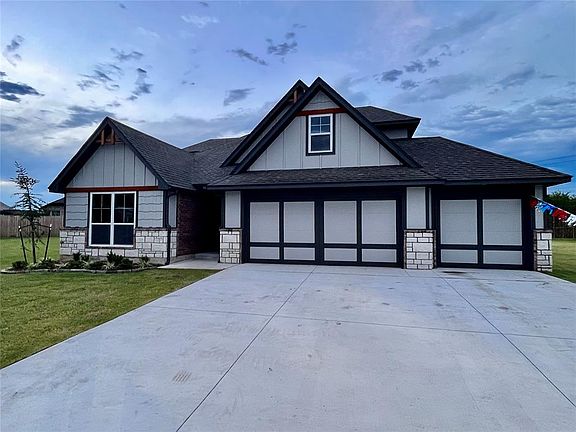 3rd image of 1108 SW 141st St