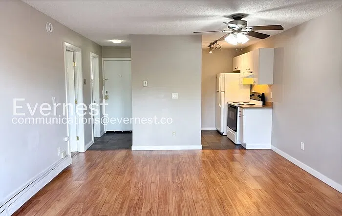 1 bed, 1.0 bath, 576 sqft, $1,525 — Photo 2