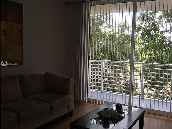 5th image of 2775 NE 187th St APT 213