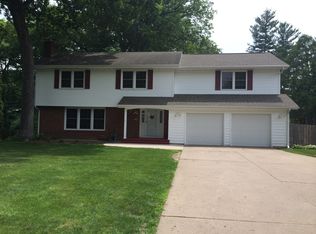 431 Cottage Grove Ave SE, Cedar Rapids, IA 52403