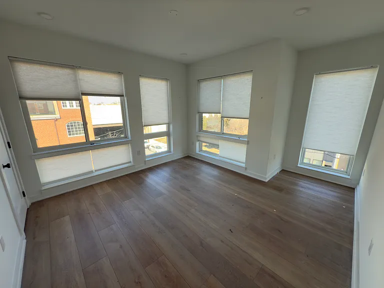 164 Richmond St #2B — Photo 14
