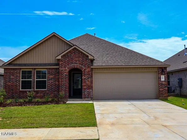 285 Crowne Parc Dr, Opelousas, LA 70570