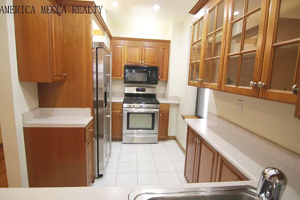 Rented by Guidance Realty Corp. | media 7