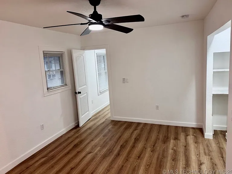 730 N Delaware Pl — Photo 14