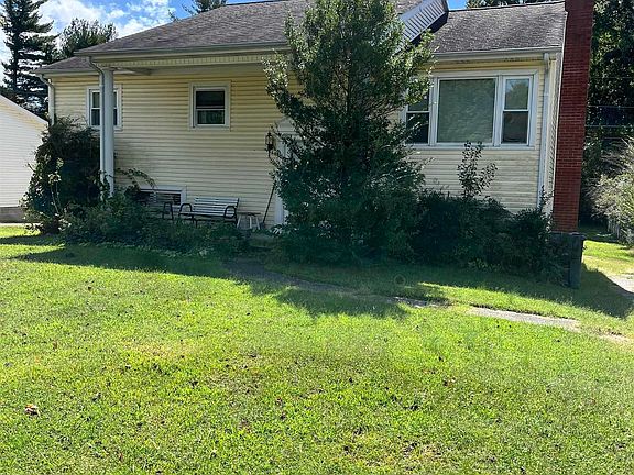 2nd image of 223 Seminole Dr
