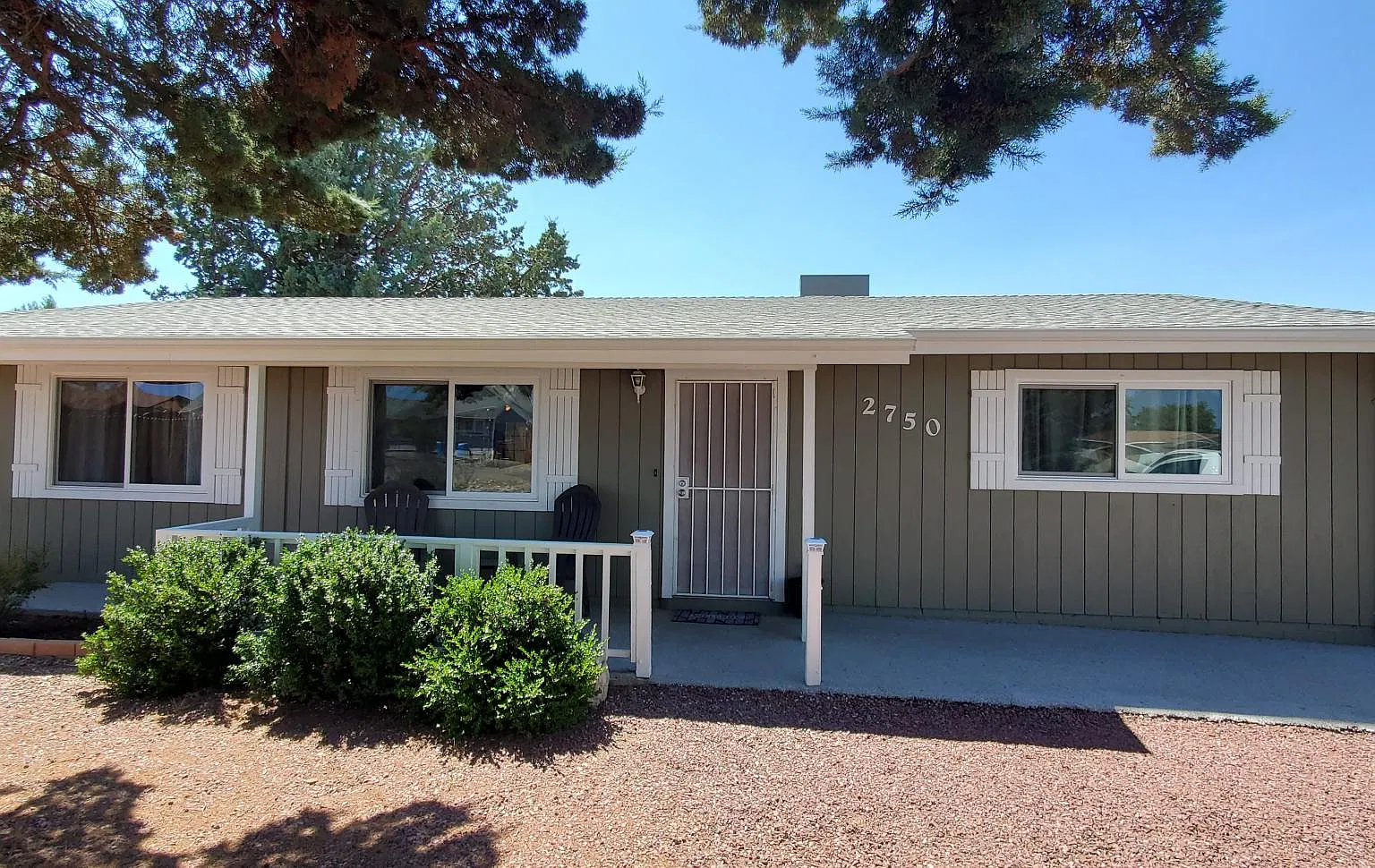 3 bed, 1441 sqft, $2,100 — Photo 1