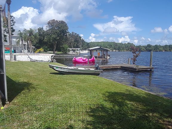 4th image of 21 Freshwater Dr