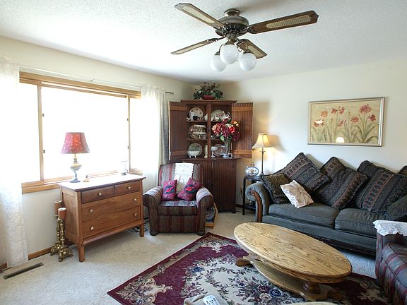 3rd image of 14178 Inglewood Dr