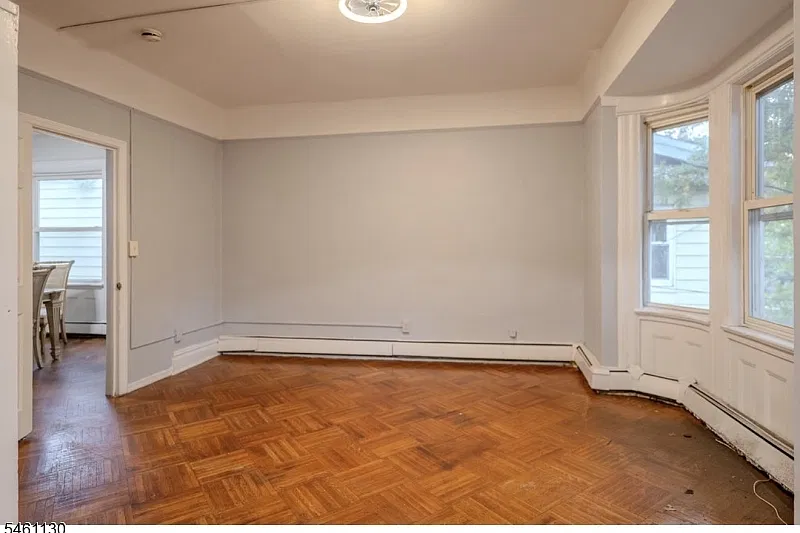 4 bed, 1.0 bath, $2,500 — Photo 3