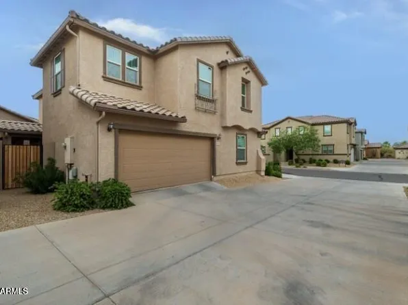 16576 W Jenan Dr, Surprise, AZ 85388