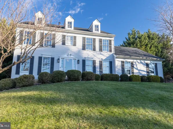 3 Heatherstone Way, Hockessin, DE 19707