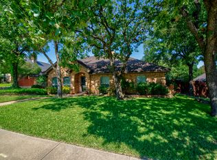 3133 Hurstview Dr, Hurst, TX 76054