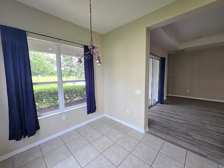 3637 Summerwind Cir — Photo 7