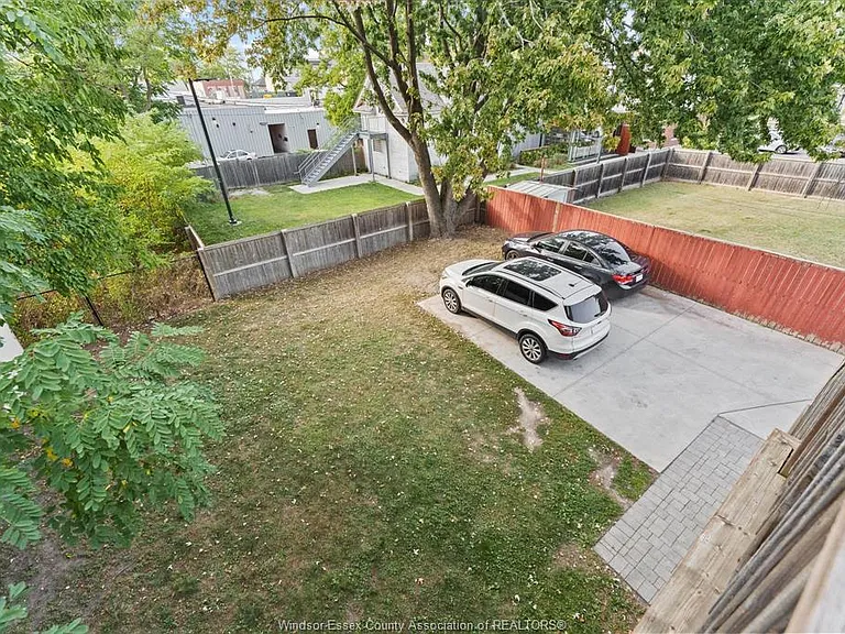 3222 Peter St #MAIN — Photo 28