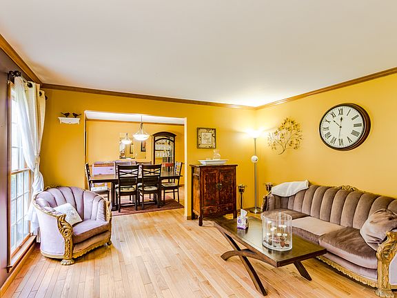 4th image of 2405 Lalkwood Dr