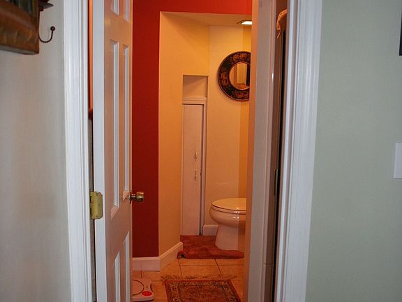 Downstairs Full Bath #2