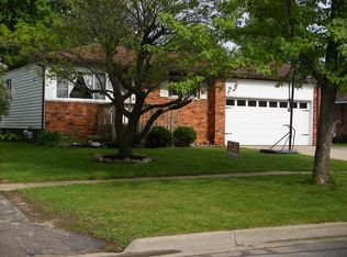 114 N Corbin St, Holly, MI 48442