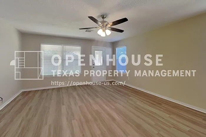3 bed, 2.0 bath, 1874 sqft, $1,900 — Photo 3