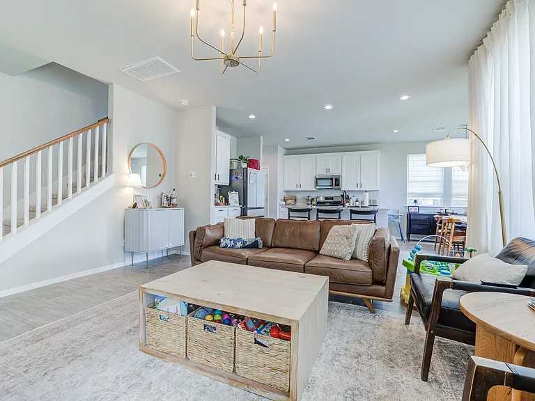 224 Stein Rd — Photo 12