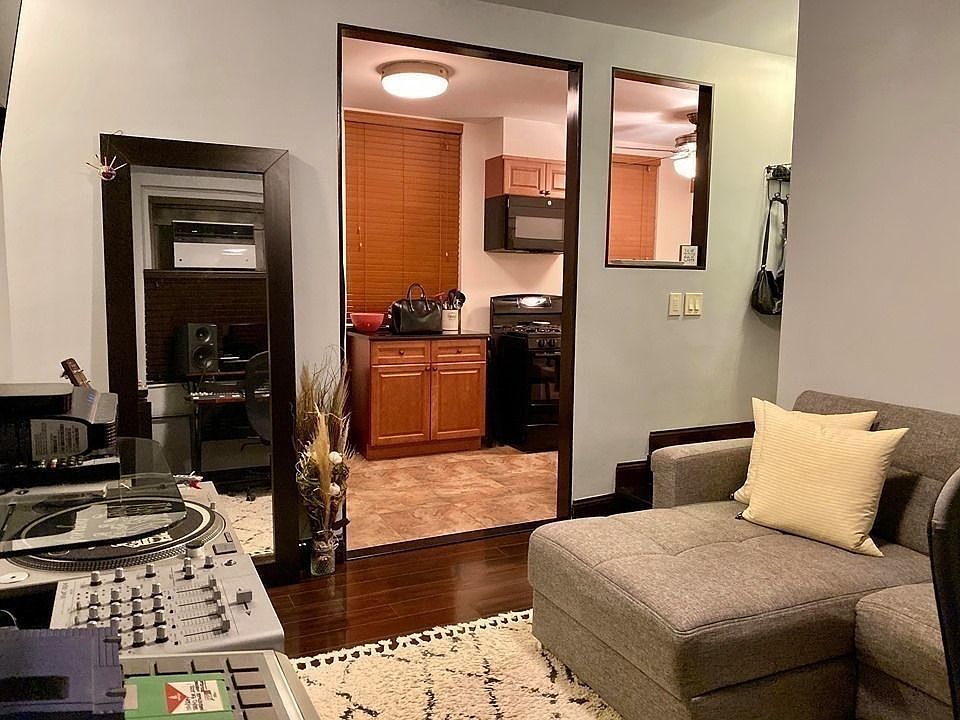 1st image of 2168 35th St APT 2B