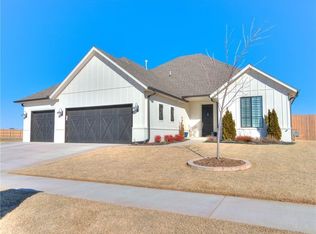 312 Braxton Way, Yukon, OK 73099