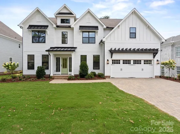6906 Providence Ln W, Charlotte, NC 28226