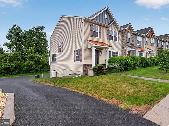 3rd image of 5005 Laurel Valley Ln