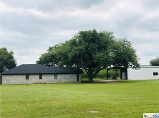 720 Love Rd, Victoria, TX 77904