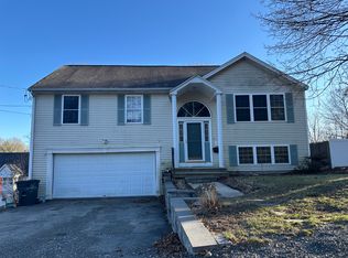 31 Narragansett Ave, Worcester, MA 01607