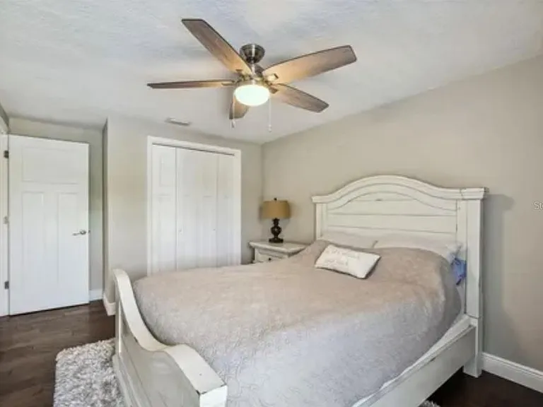 1326 Corner Oaks Dr — Photo 25