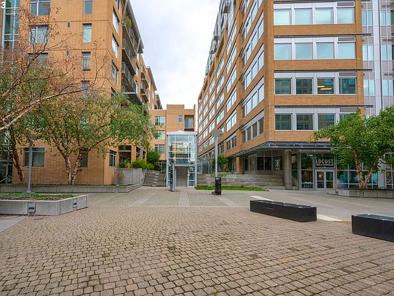 4th image of 701 Columbia St APT 509
