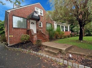 231 S Main St, Flemington, NJ 08822