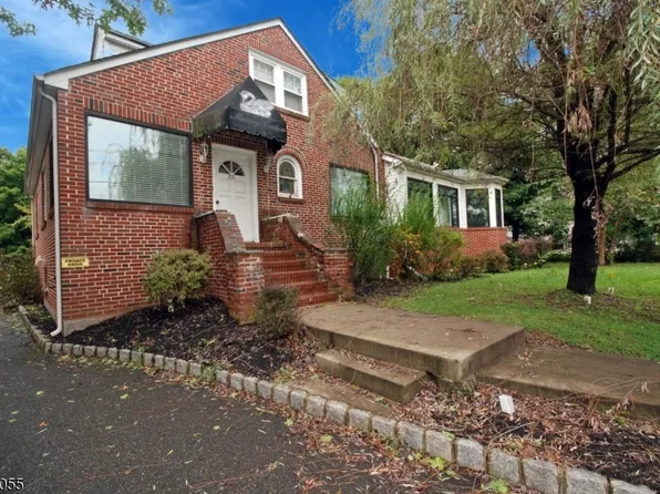 231 S Main St, Flemington, NJ 08822