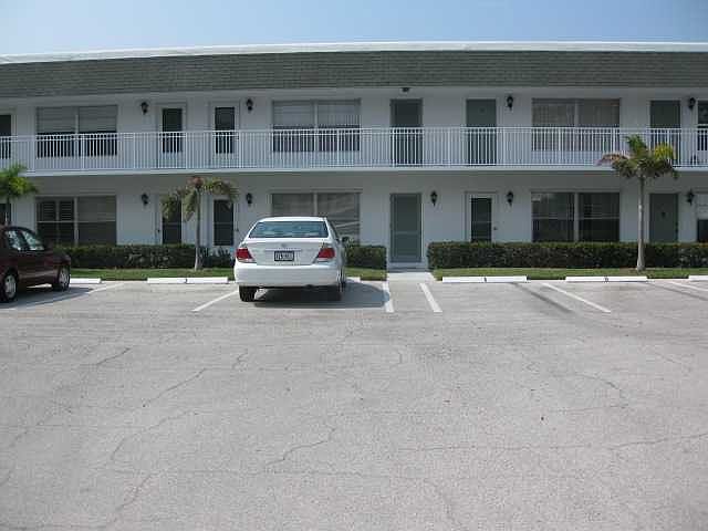 1st image of 2800 Indian River Blvd #8L