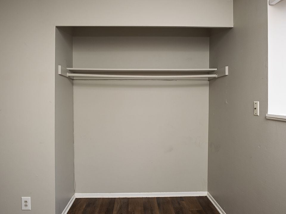 Closet (Bedroom 2)