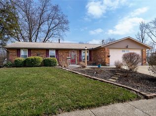 7320 Chatlake Dr, Dayton, OH 45424