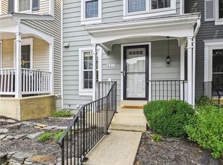 6312 Chimney Wood Ct, Alexandria, VA 22306